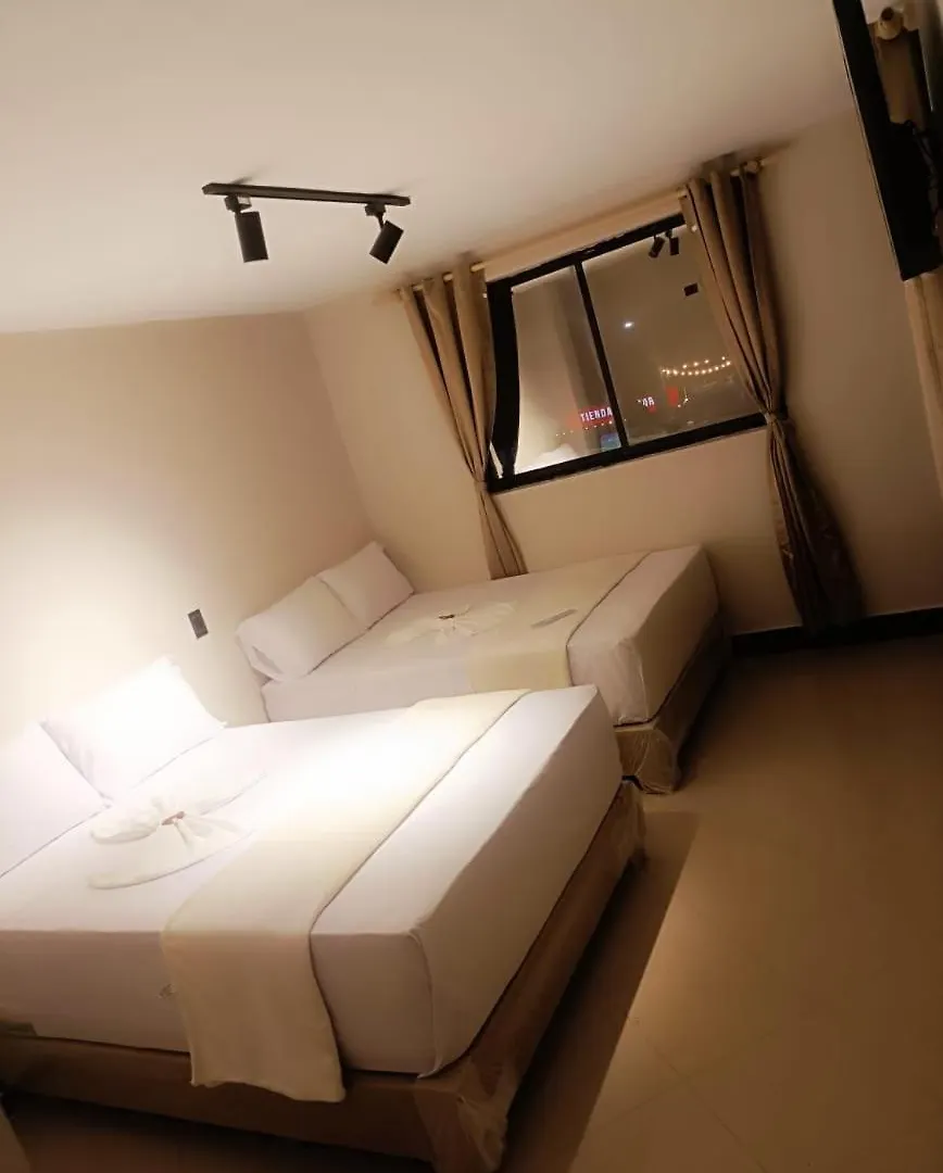 Hotel Golden 70 Medellin