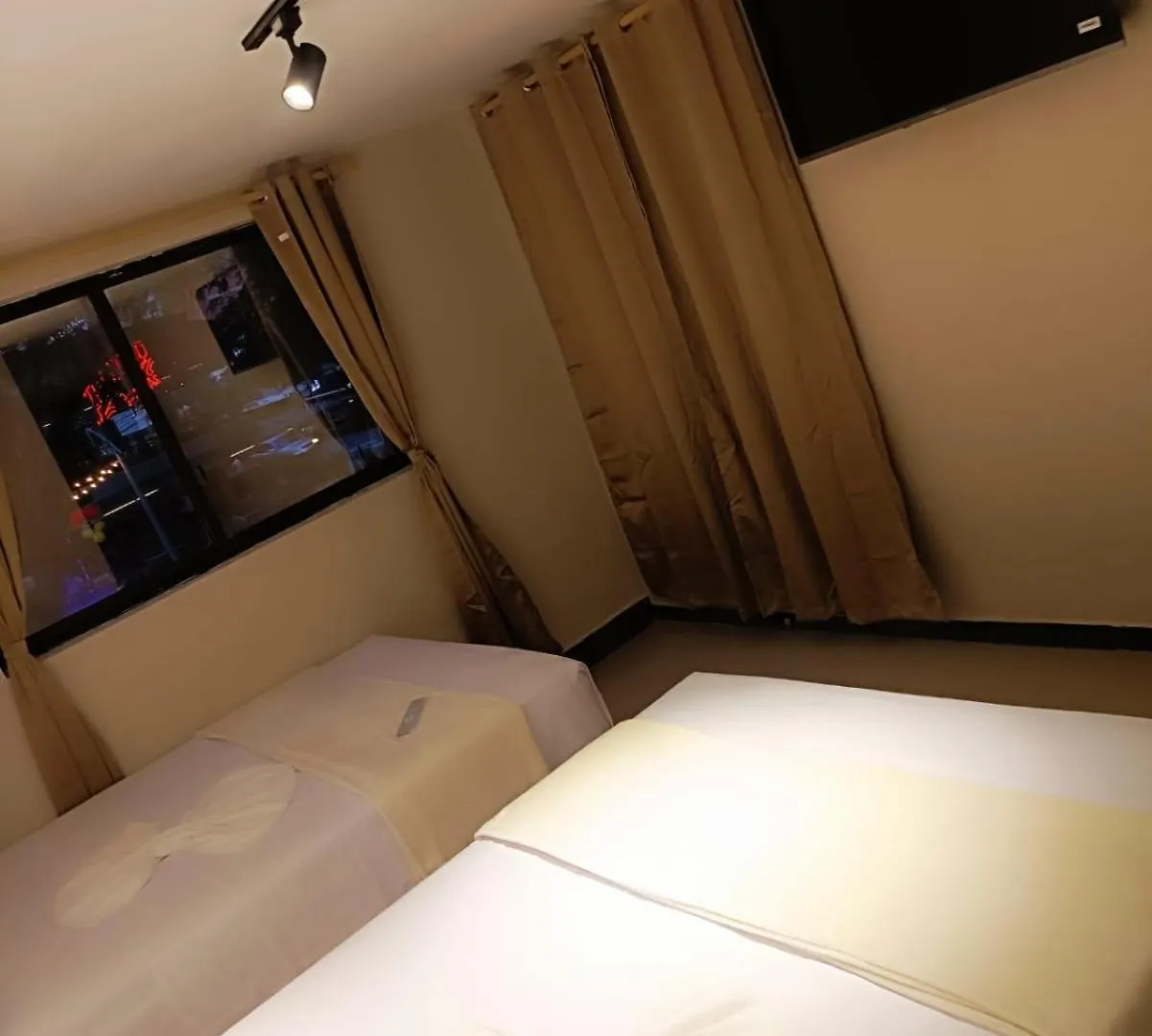 Hotel Golden 70 Medellin